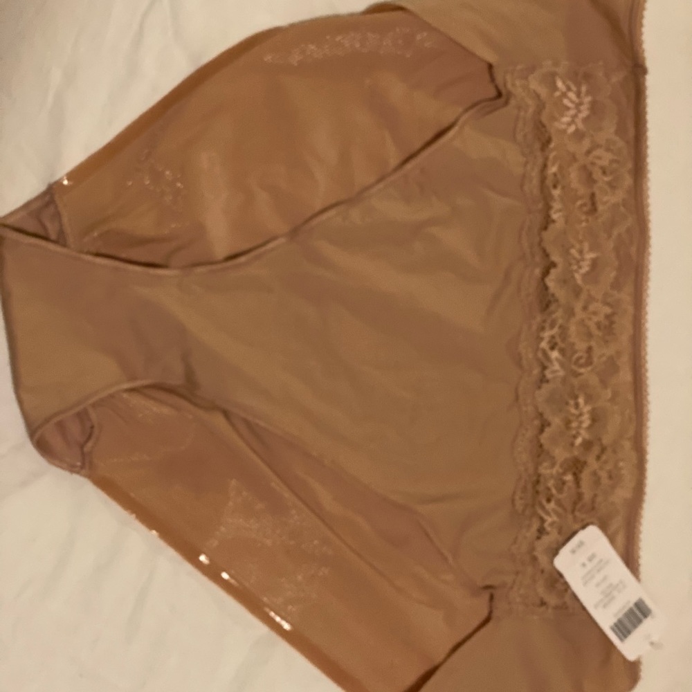 Soma Vanishing Bras 38B Panties XL - Picture 6 of 10